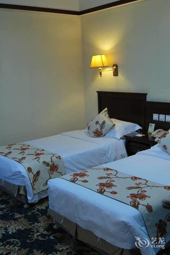 Desheng Hotel Пекин Экстерьер фото